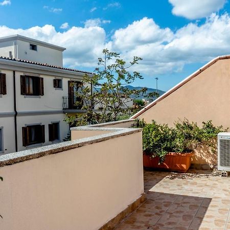 Sa Domu Downtown - Pms Casevacanze Olbia Exterior foto